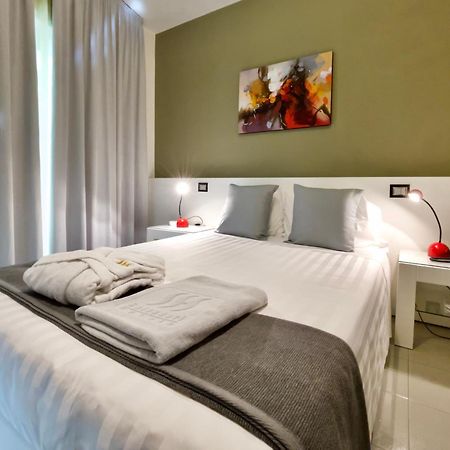 Monaco Suites Hotel Lignano Sabbiadoro Værelse billede