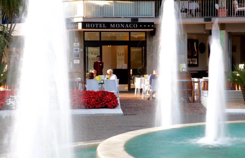 Monaco Suites Hotel Lignano Sabbiadoro Eksteriør billede