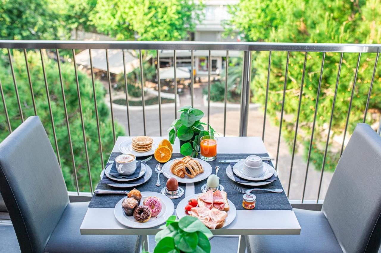 Monaco Suites Hotel Lignano Sabbiadoro Eksteriør billede