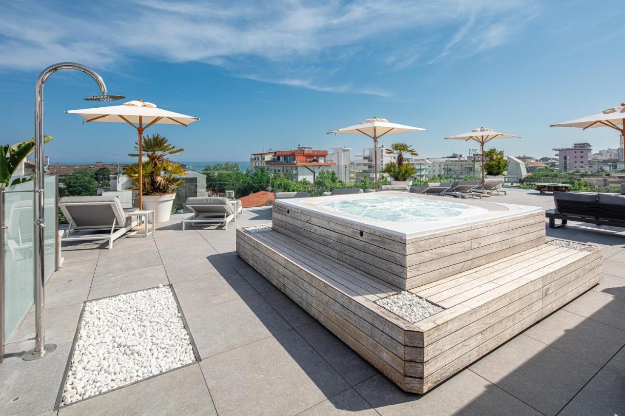 Monaco Suites Hotel Lignano Sabbiadoro Eksteriør billede