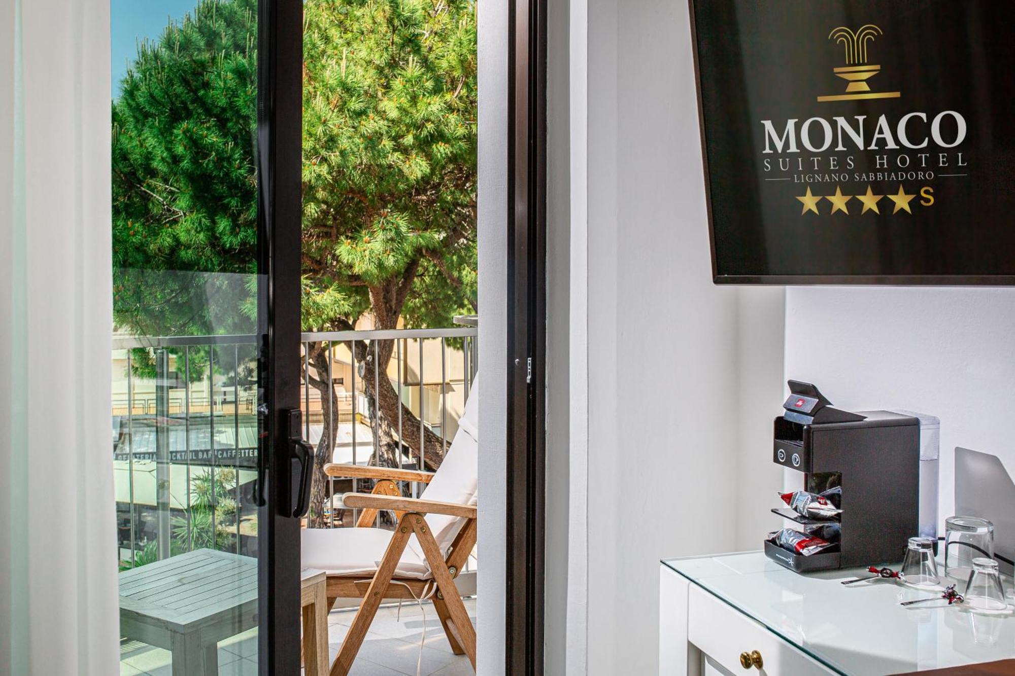 Monaco Suites Hotel Lignano Sabbiadoro Værelse billede