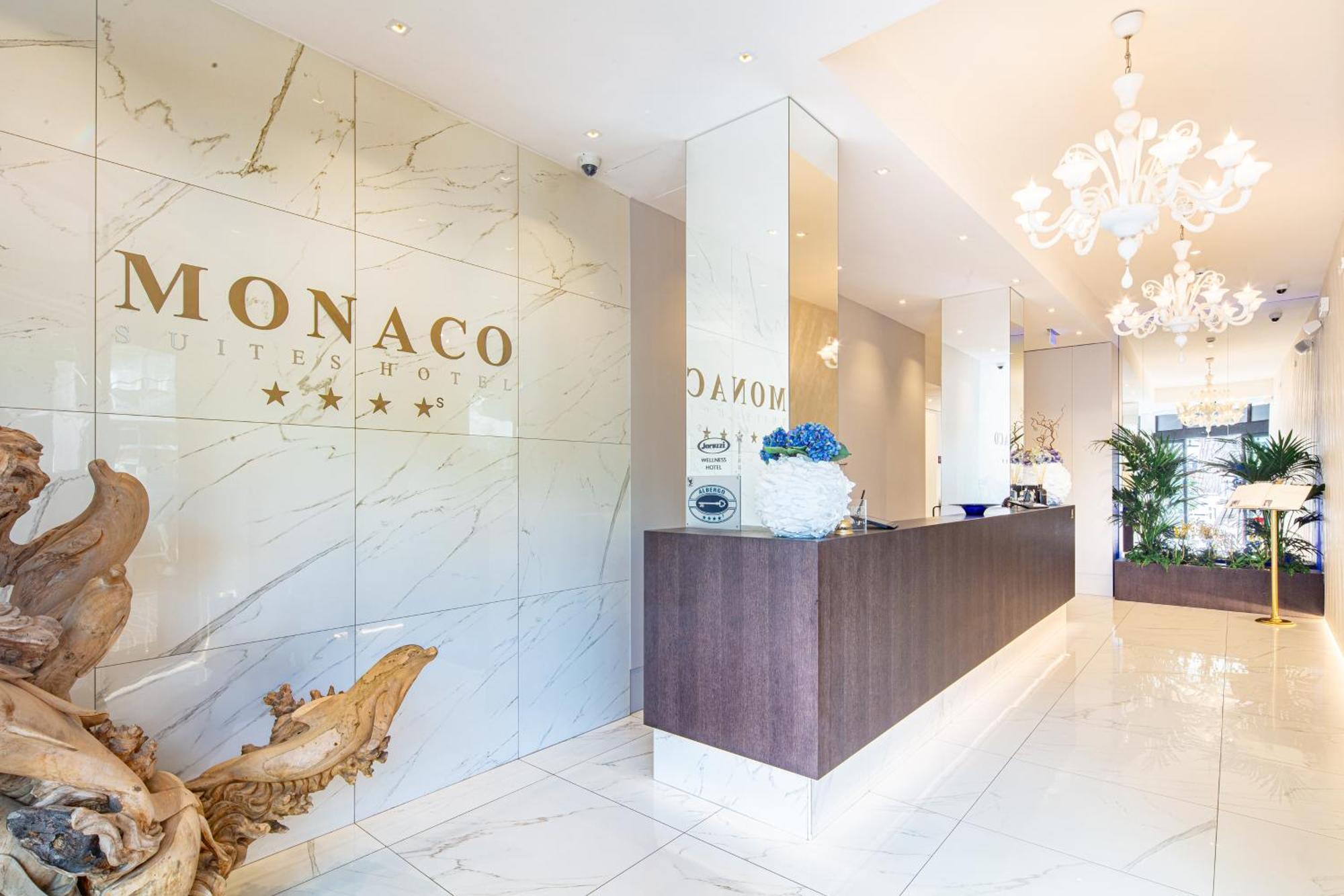 Monaco Suites Hotel Lignano Sabbiadoro Eksteriør billede