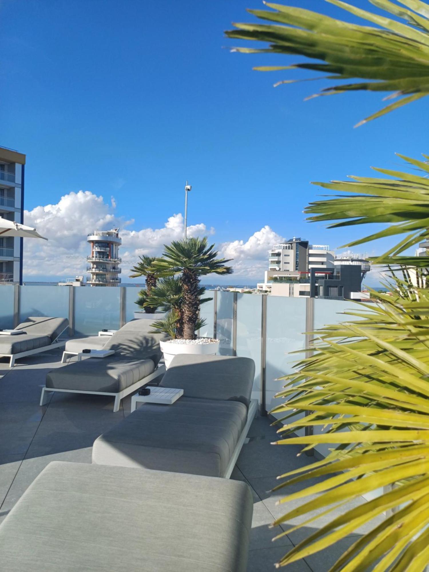 Monaco Suites Hotel Lignano Sabbiadoro Eksteriør billede